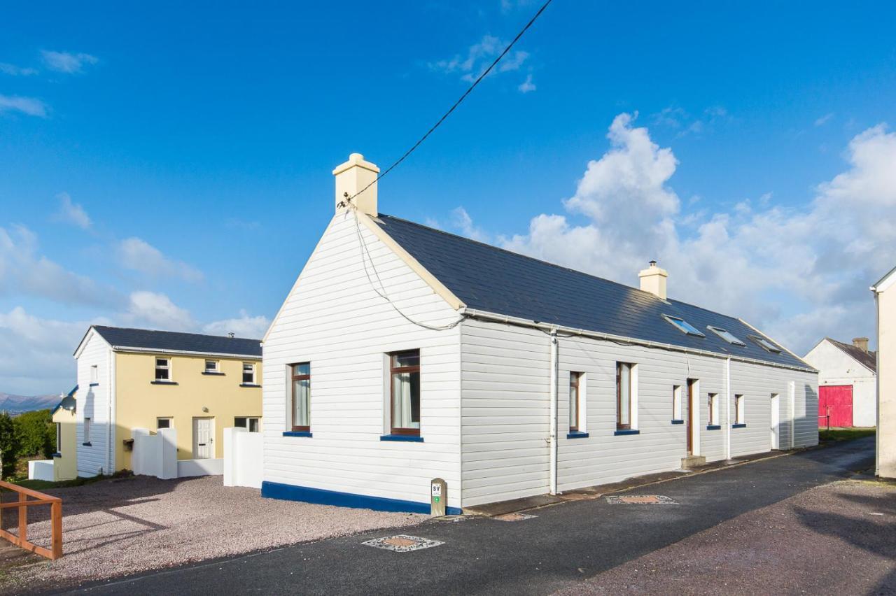 Large House With Adjoining Cottage Close To Waterville Exterior foto